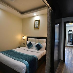 Family King Suite